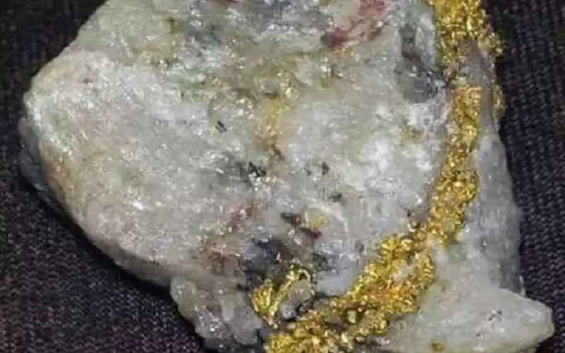 مصر .. ضبط 11 طنا أحجار