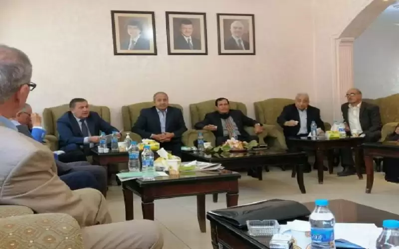 اللجنة الملكية تلتقي العسكريين السابقن بشأن