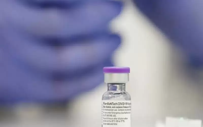 فايزر ترفض طلب تل أبيب تمديد