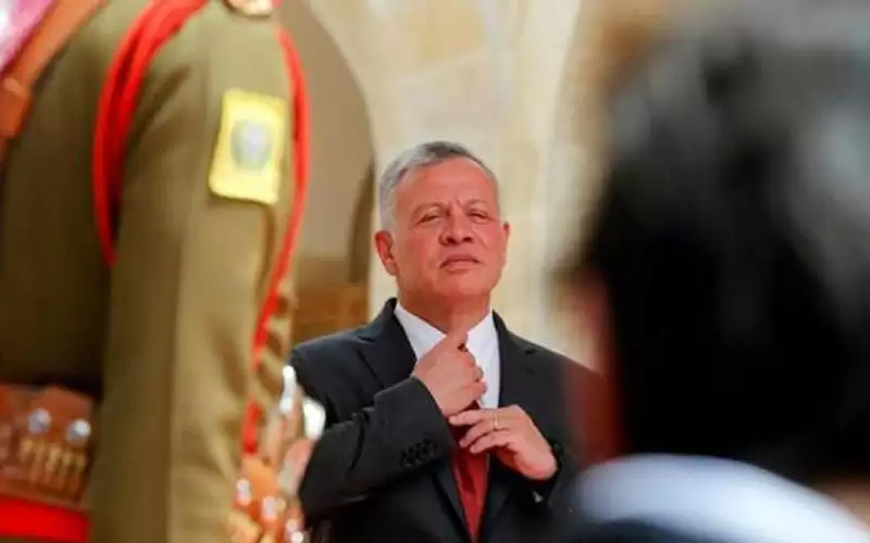 الملك يهنئ رئيسي بفوزه برئاسة إيران