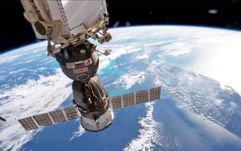 سفينة فضاء تنقل إمدادات إلى المحطة