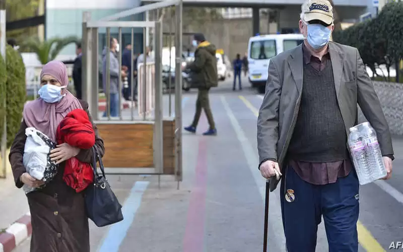 كورونا بالجزائر.. ارتفاع بالحالات ونقص معدات