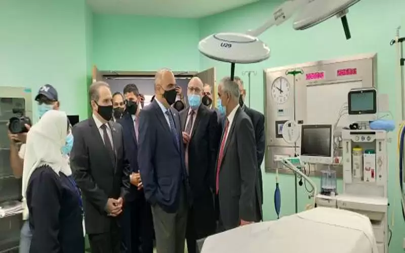 الخصاونة يفتتح مستشفى الجراحات التخصصية التابع