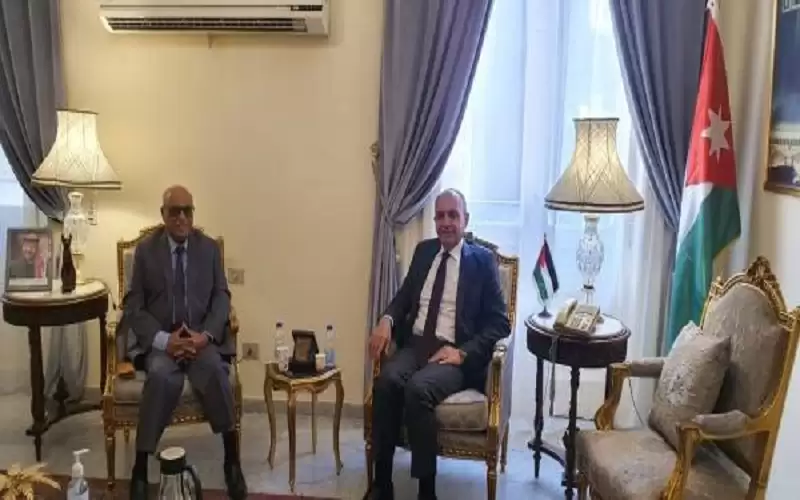 الأردن واليمن يبحثان تنسيق المواقف بين
