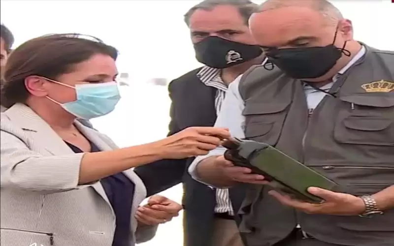 زجاجة الرئيس..