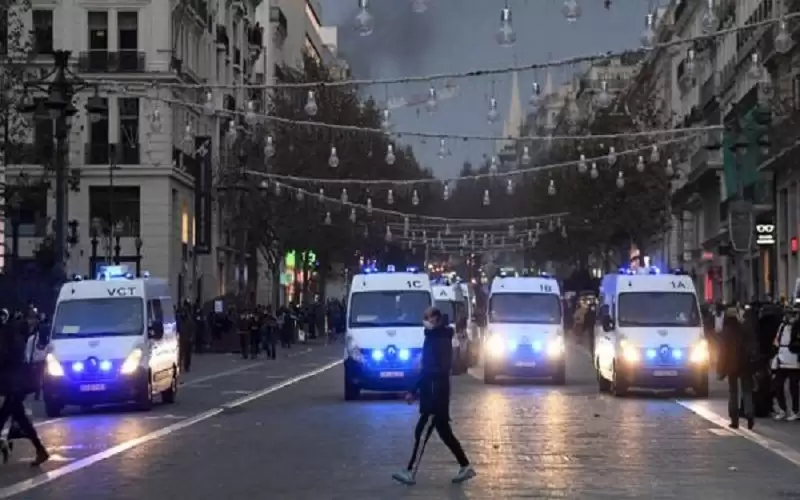 مقتل شخص وإصابة 3 آخرين في