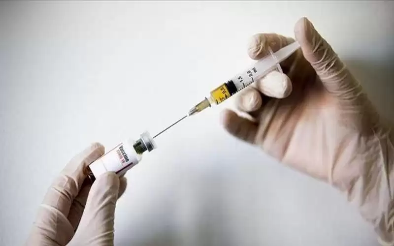 العالم يقدم 3.3 مليار جرعة لقاح