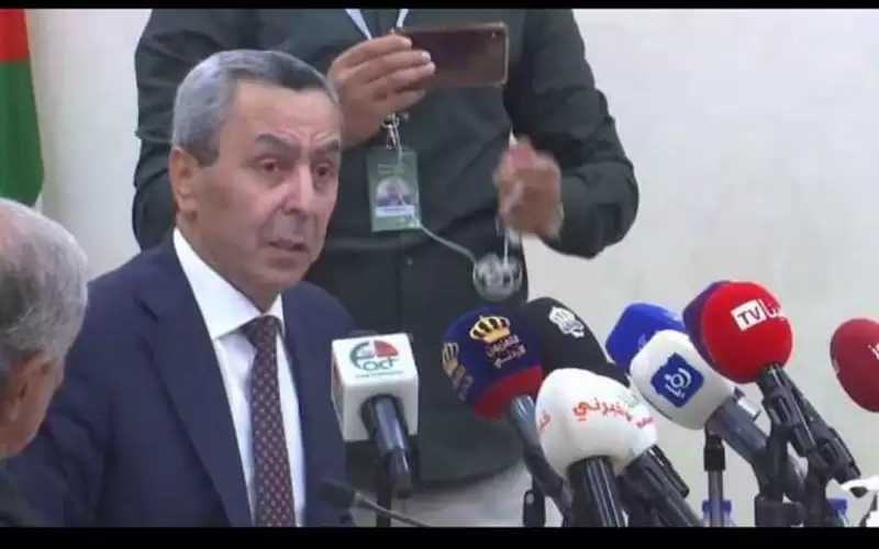 زيادة نصف ساعة على امتحان رياضيات