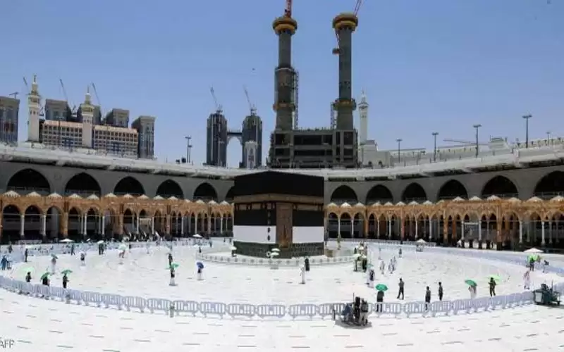 لبيك اللهم لبيك .. طلائع الحجاج