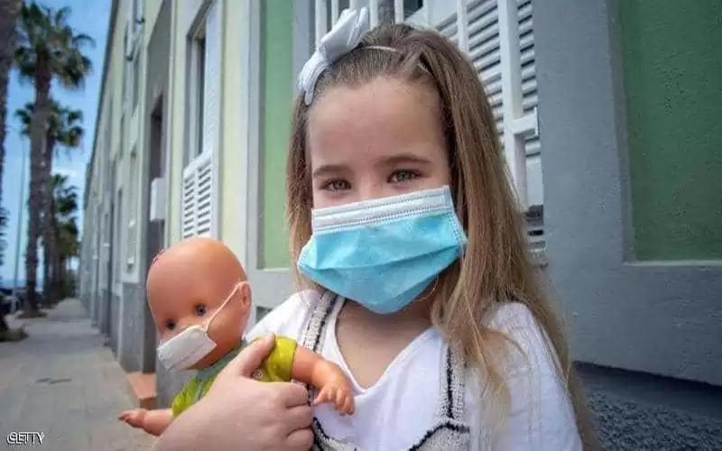 خبراء إنجليز ينصحون بعدم تطعيم الأطفال