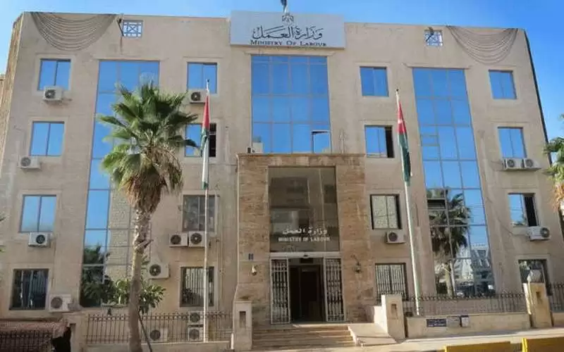 العمل تحرر 566 مخالفة لمنشآت لم