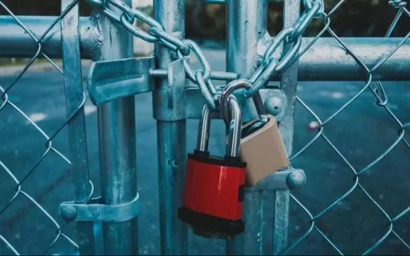 إغلاق منشأتين وإنذار ومخالفة 49 منشأة