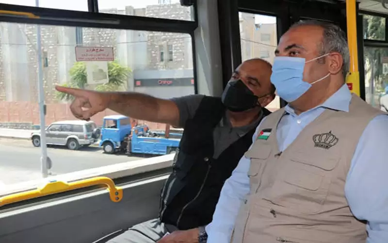 الخصاونة: الباص السريع سيحفظ كرامة الناس
