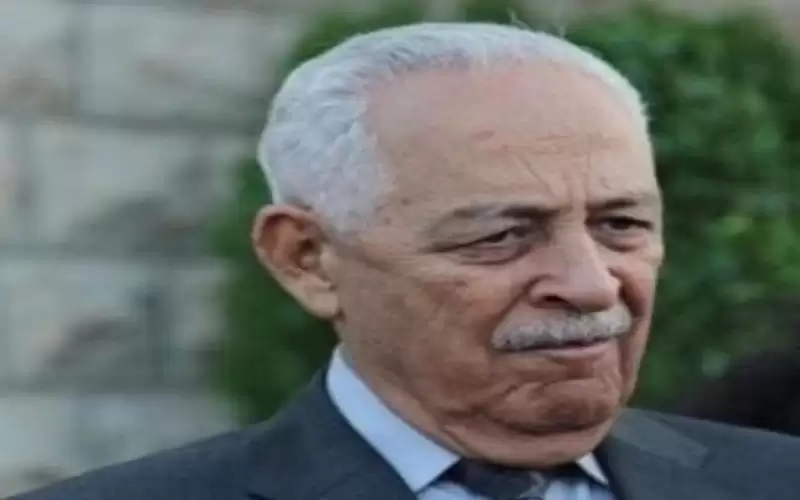 العيسوي ينقل تعازي الملك إلى عشيرة