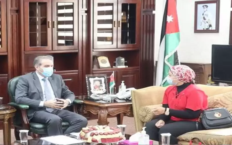 الهواري يبحث التعاون مع الأبحاث الأمريكية