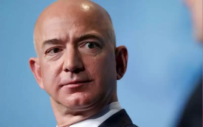 خسر 13.7 مليار دولار في ثوان