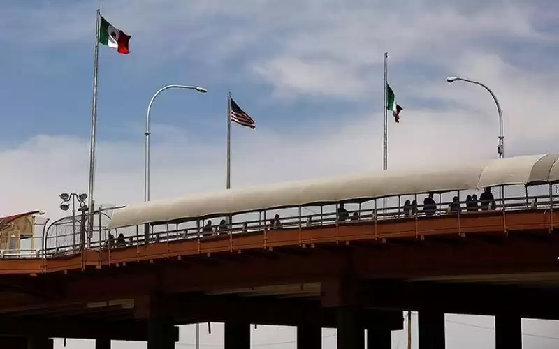 أميركا تبدأ ترحيل عدد من العائلات