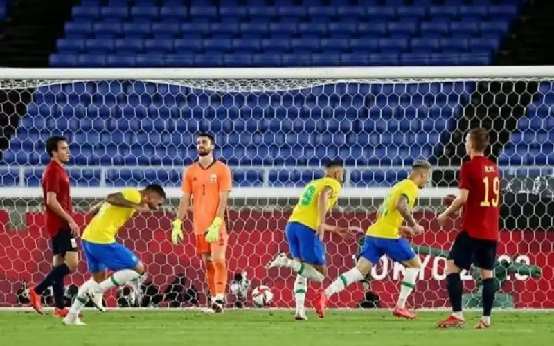 منتخب البرازيل يحتفظ بذهبية كرة القدم