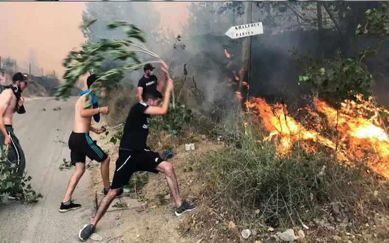 الجزائر تعلن الحداد على أرواح ضحايا