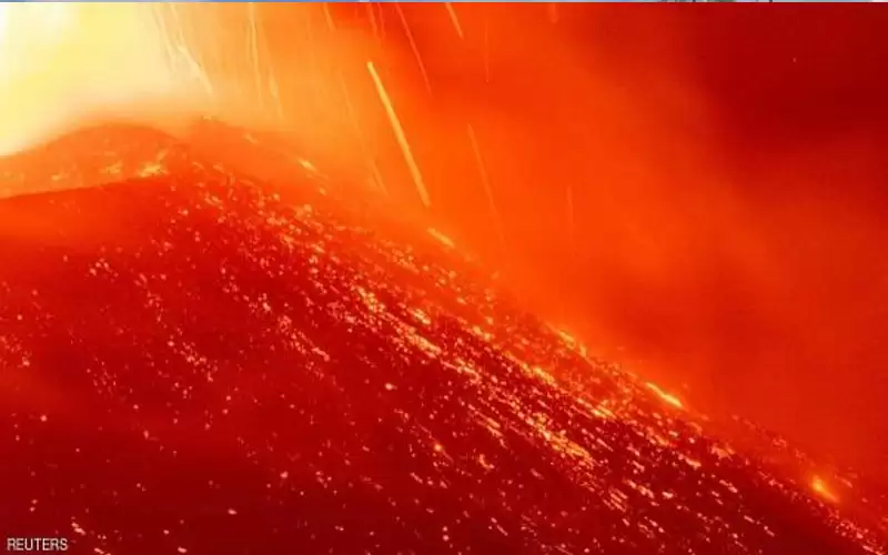 وصل إلى 3357 مترا .. بركان