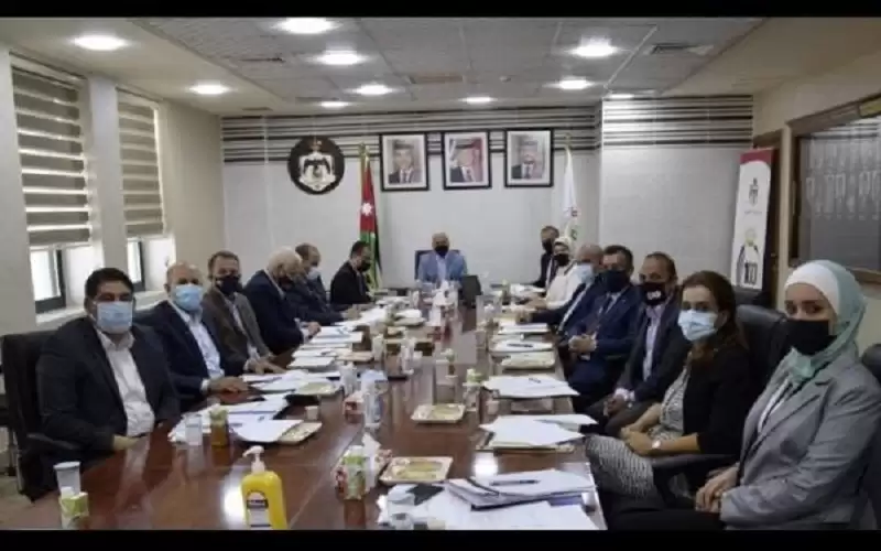 المفلح يؤكد ضرورة توجيه المشاريع ضمن