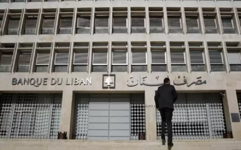 رويترز: حكومة لبنان ستبحث قانونا يسمح