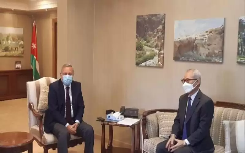 وزير البيئة يلتقي سفير كوريا الجنوبية