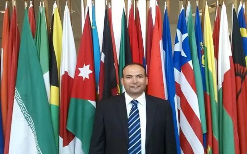 إحالة محافظ الكرك للتقاعد