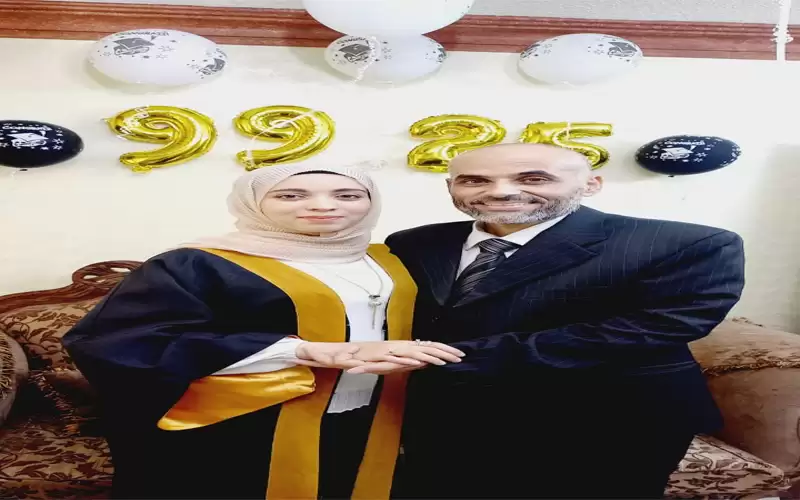 الثانية على الأدبي الطالبة فاطمة: دراستي