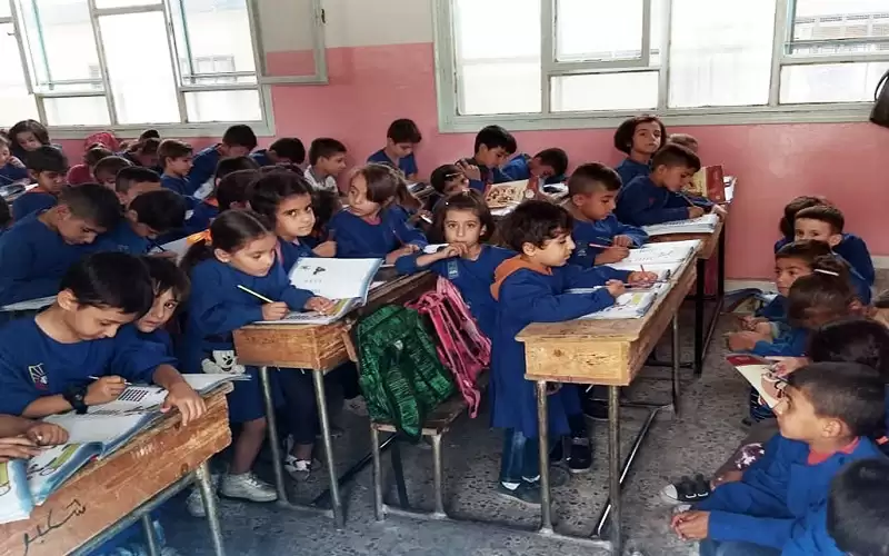 التربية تستبيح أهالي الطلبة وتدفع بهم