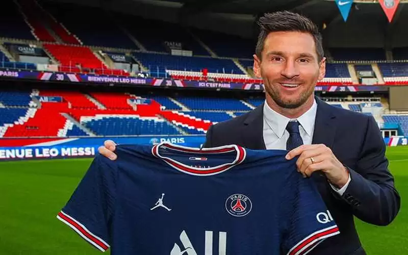 موعد الظهور الأول لميسي مع سان