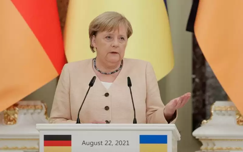 ميركل: الغاز الروسي يجب ألا يستخدم