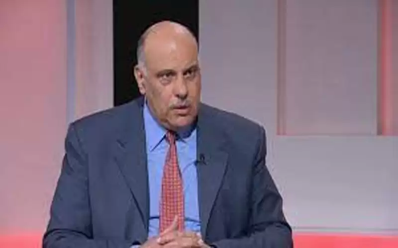 الناصر: لا استثناءات للتعيين