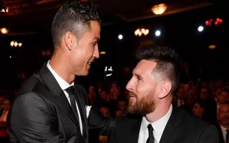 أبرز 10 مخضرمين غيروا أنديتهم في