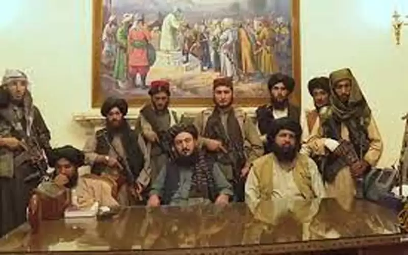 طالبان تتعهد بتشكيل حكومة خلال أسبوع