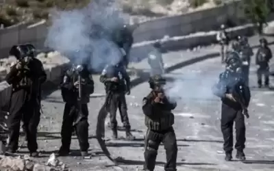 إصابة 5 فلسطينيين برصاص الاحتلال في