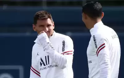 ميسي في تشكيلة سان جيرمان أمام