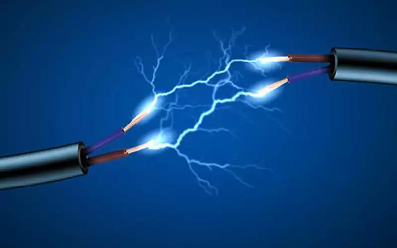 وفاة طفلة بصعقة كهربائية في الزرقاء