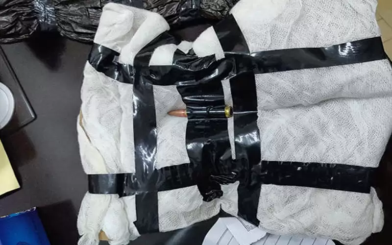 مهدد طبيب مستشفى الرويشد بكفن ورصاصة