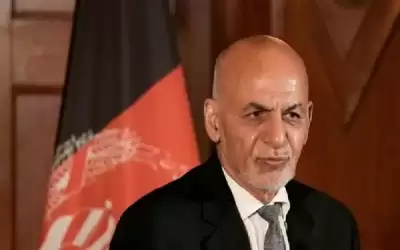 سفير أفغاني يكشف تفاصيل فرار غني