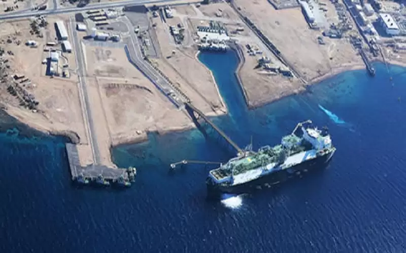 الأردن يطلب شحنة غاز مسال لأول