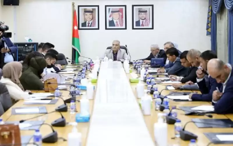 التعليم النيابية: سنتبنى مطالب طلبة التوجيهي