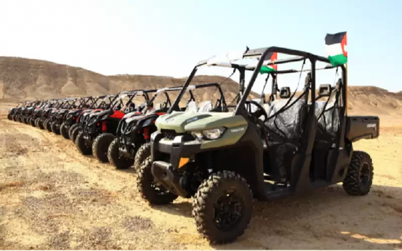 العيسوي يسلم تطوير وادي عربة 13