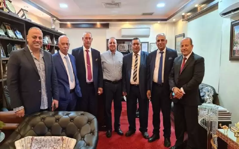 د. الحوراني يلتقي وفدا من لجنة