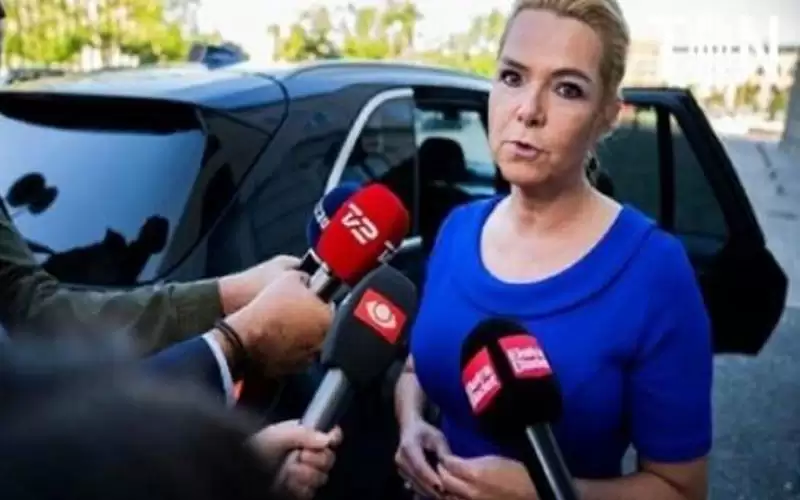 الدنمارك تحاكم وزيرة سابقة فرقت بين