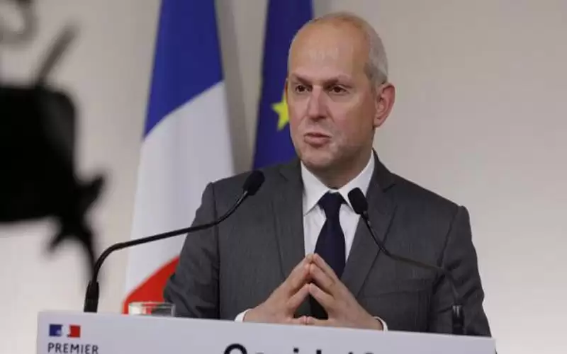 الصحة الفرنسية: البلاد تجتاز بنجاح ذروة