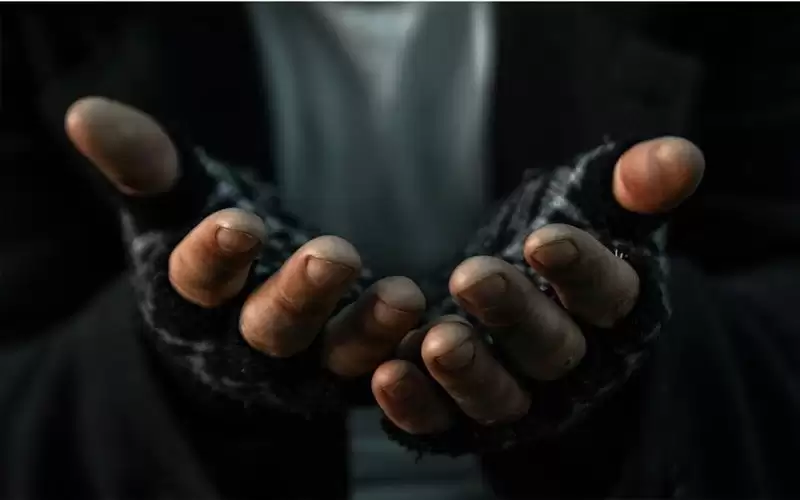 تسول بالاكراه.. أطفال المهنة الممنوعة