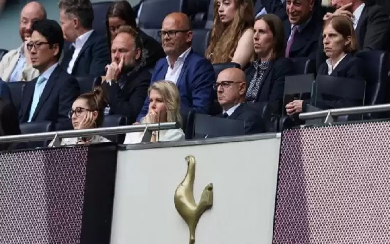 انتخاب رئيس توتنهام عضوا في مجلس