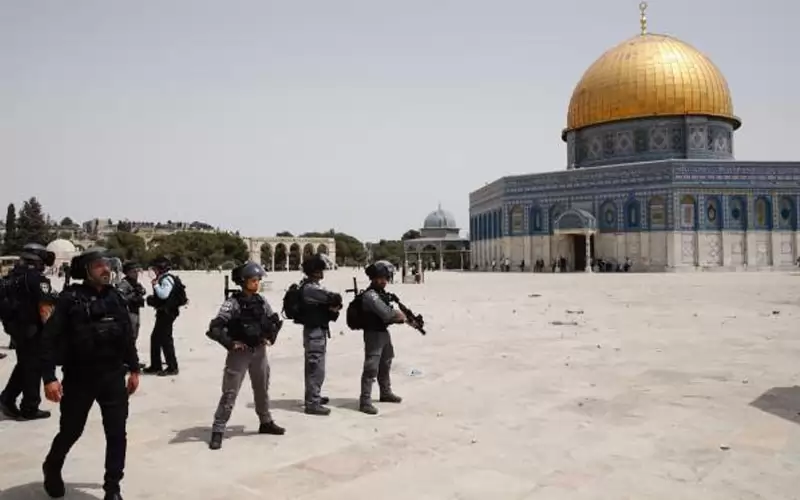 الاحتلال يقتحم الأقصى لمنع مسيرة إسنادية