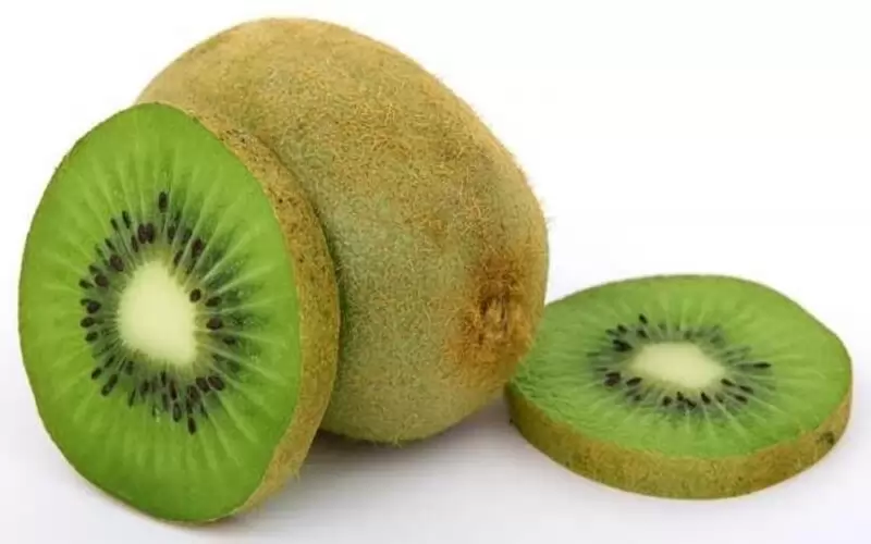 فوائد الكيوي للبشرة